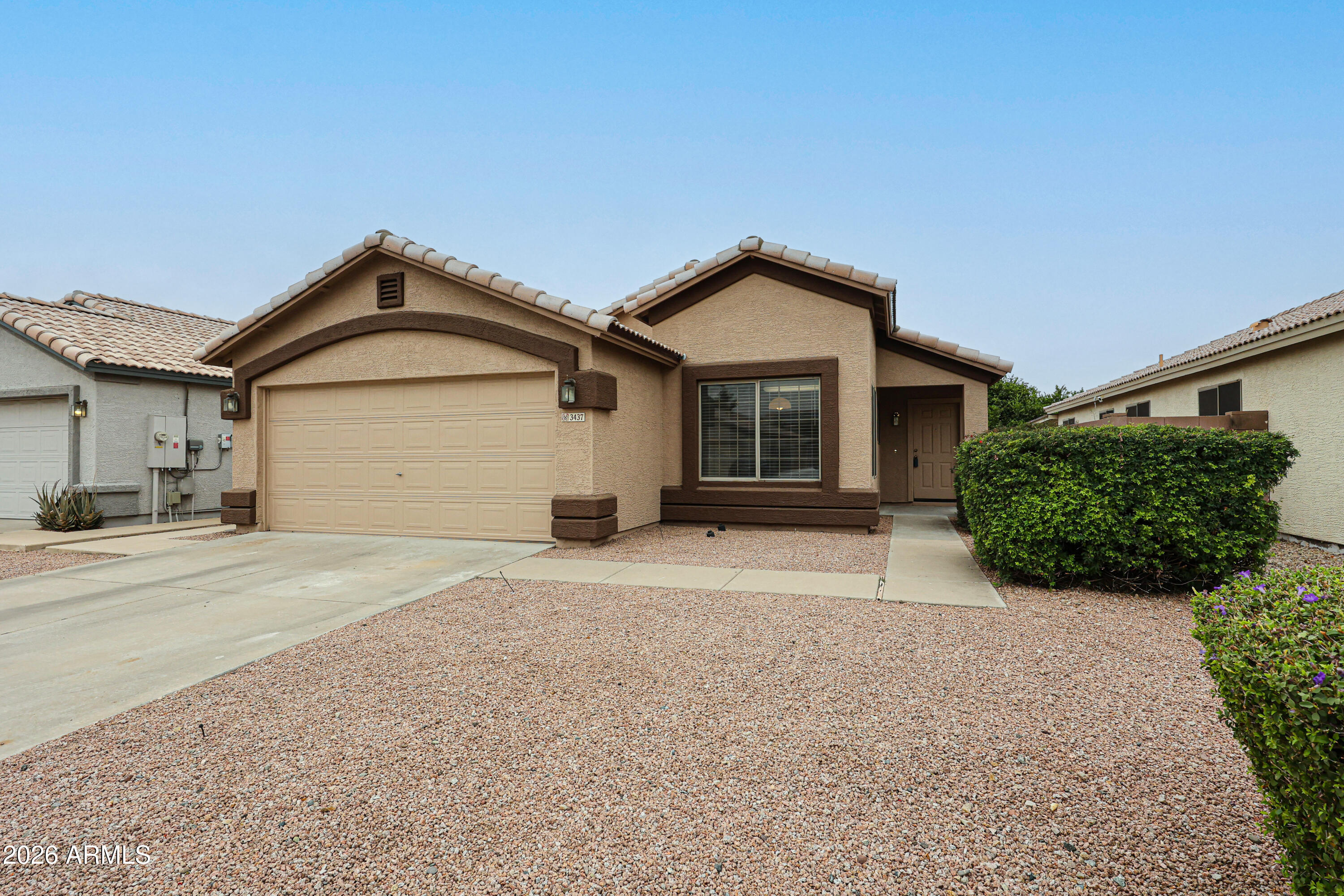 3437 W LOUISE Drive