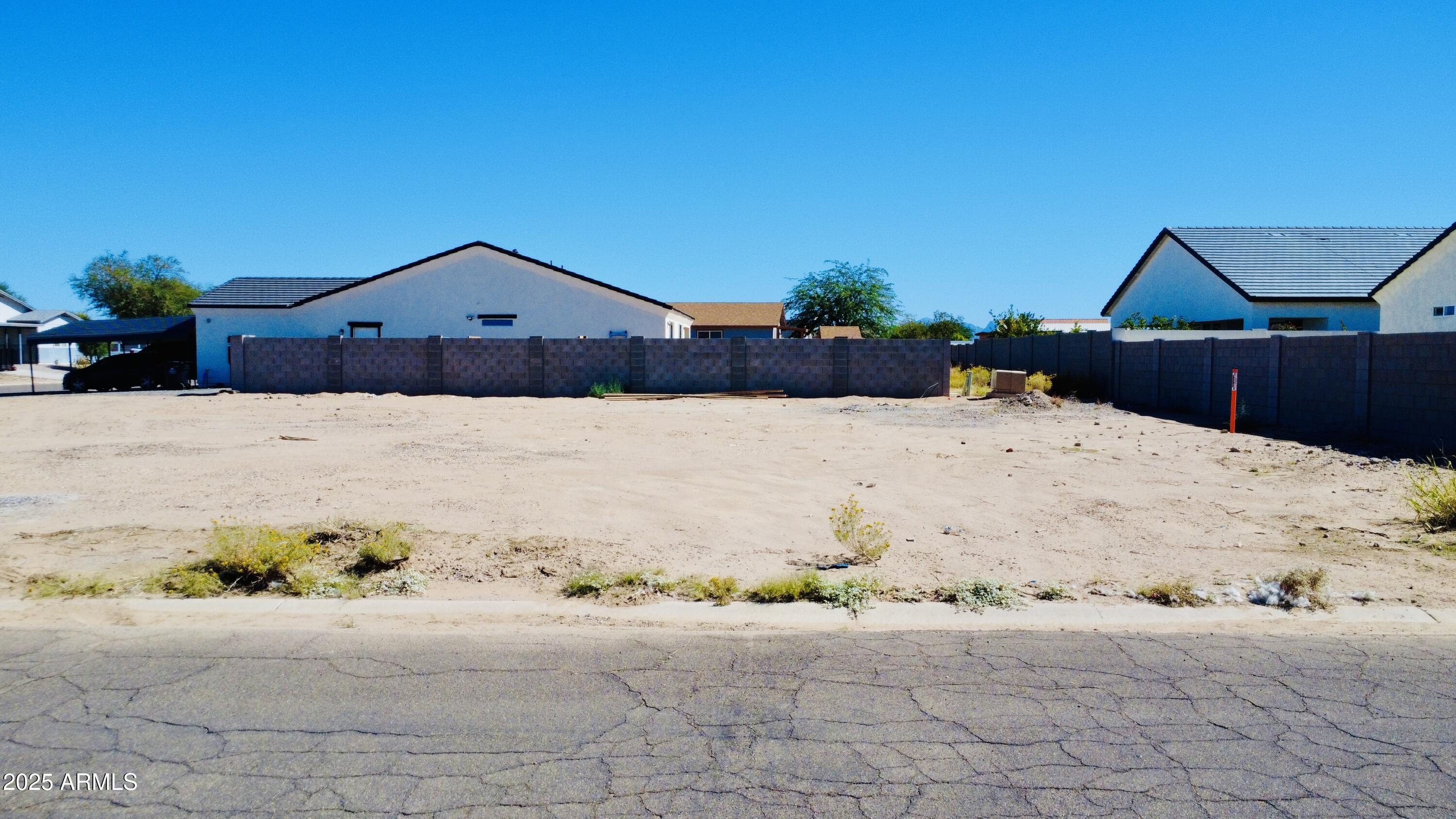 10113 W BRADSHAW Drive 2001