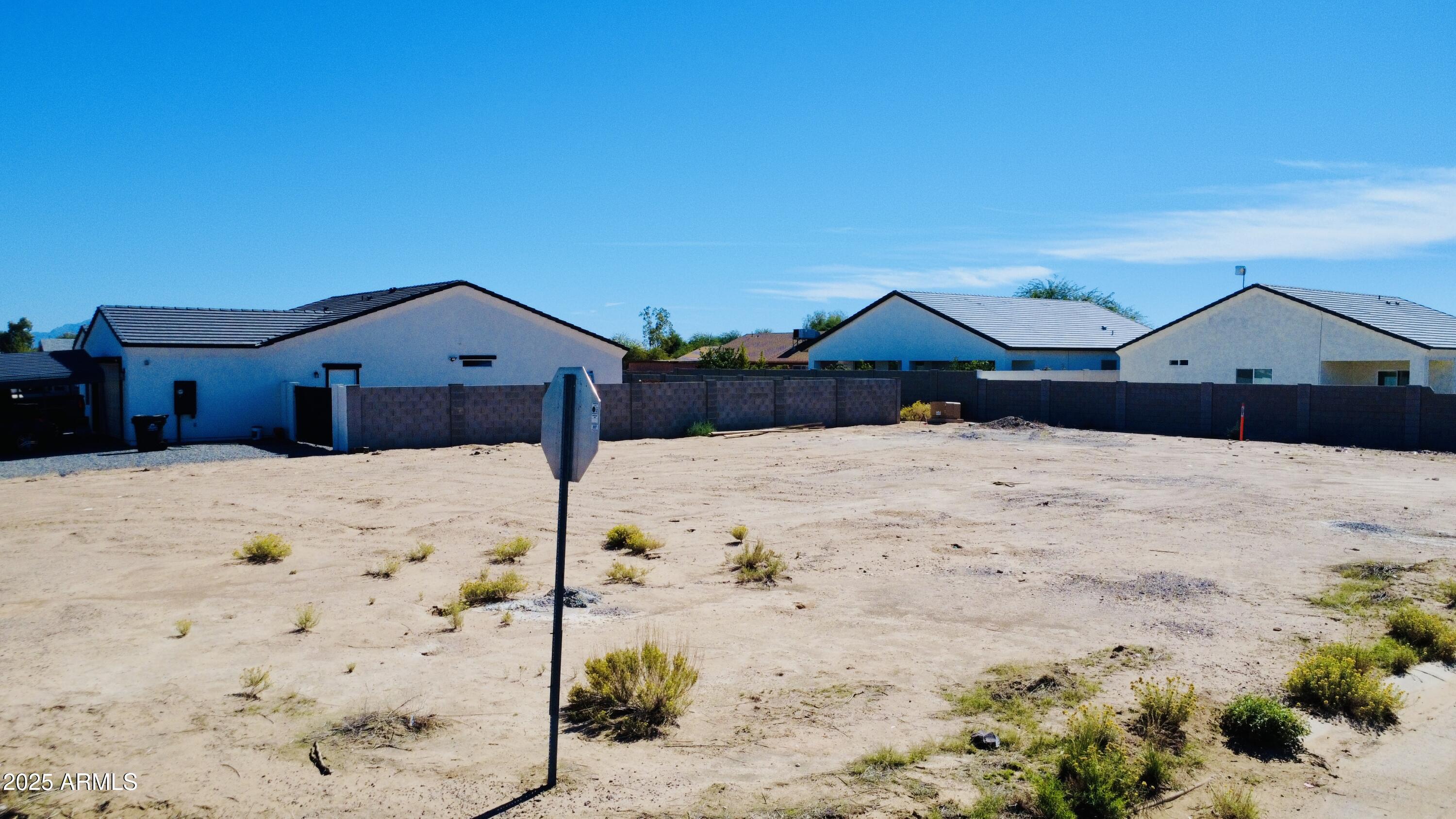 10113 W BRADSHAW Drive 2001