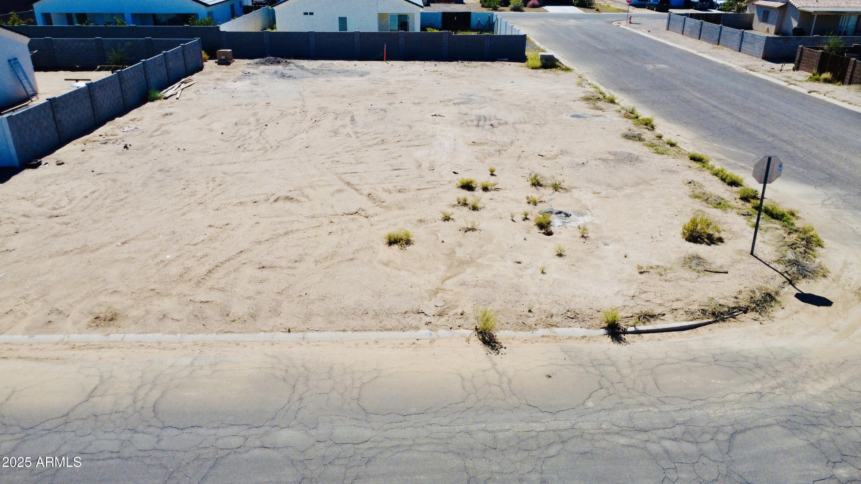 10113 W BRADSHAW Drive 2001