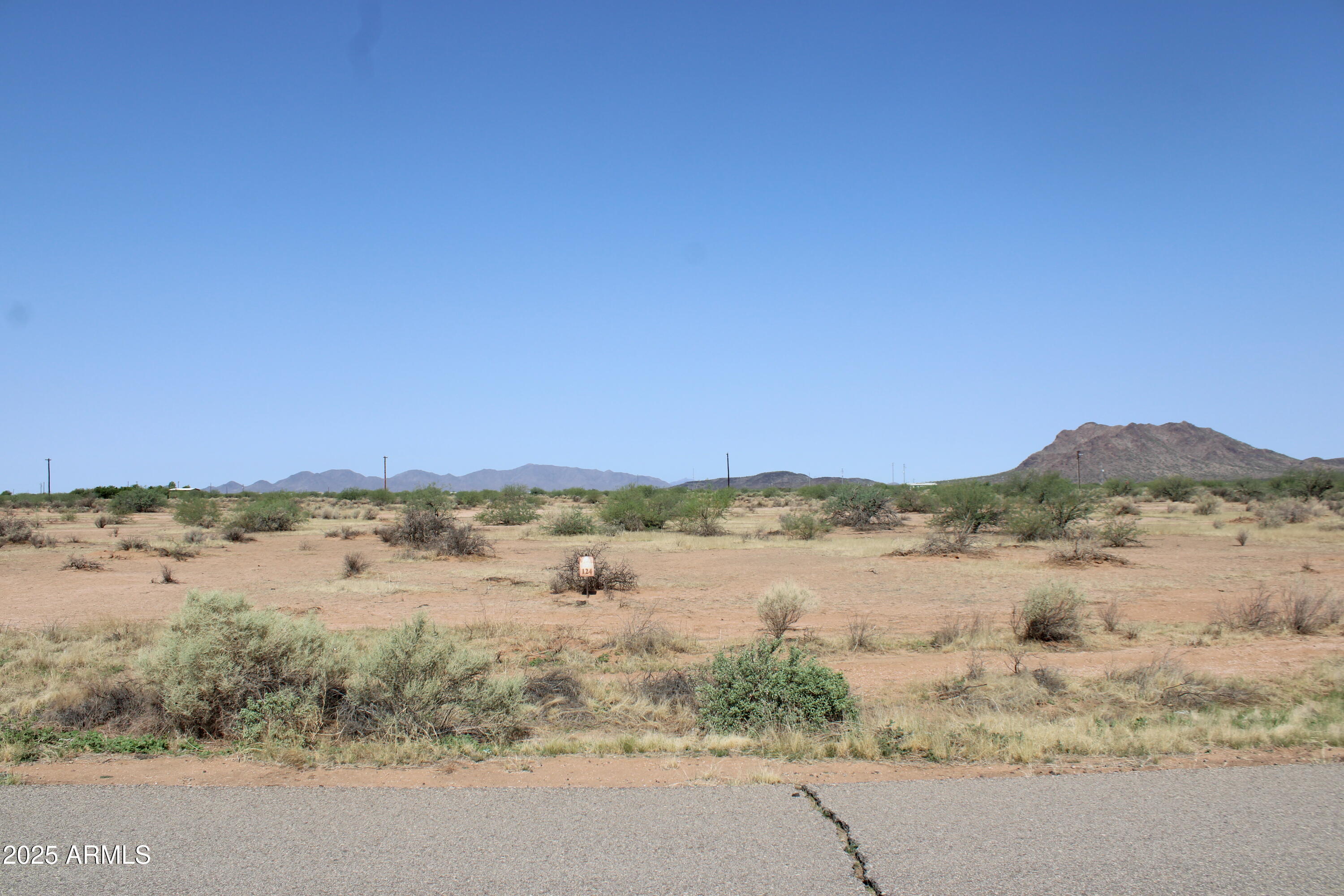 35248 S AVENIDA MONTANA -- 124