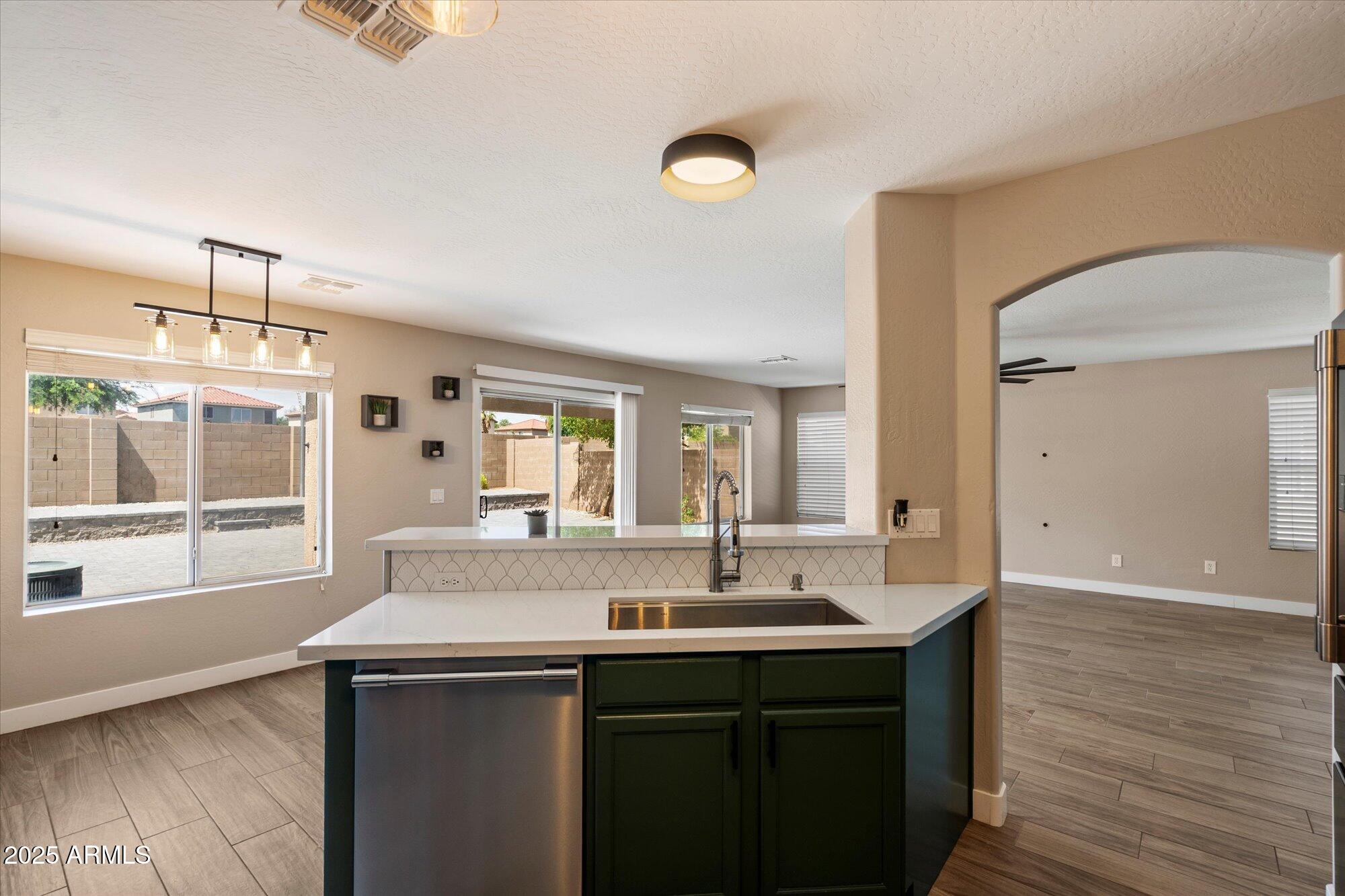 31390 N CACTUS Drive