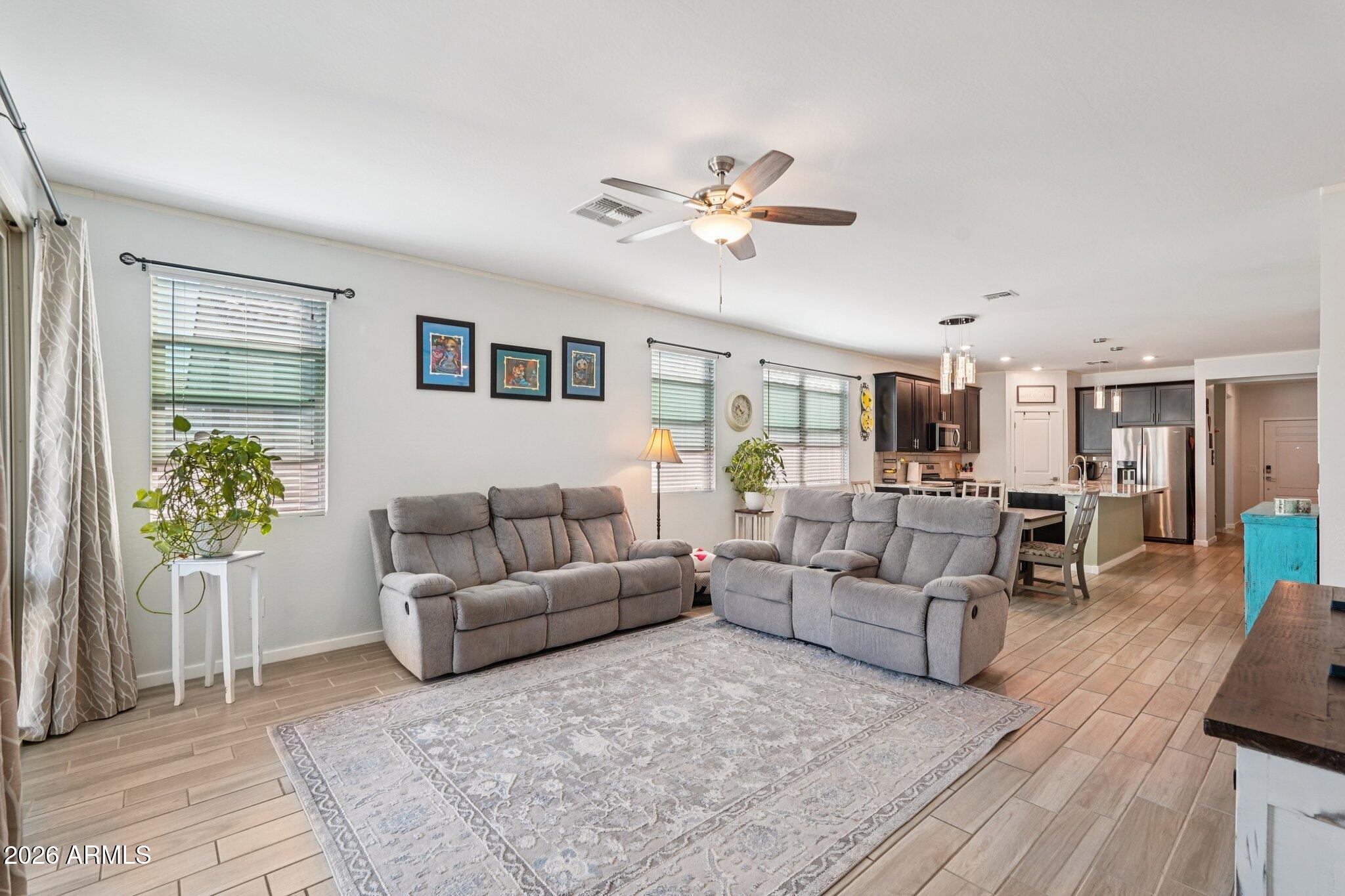 18464 W PUGET Avenue