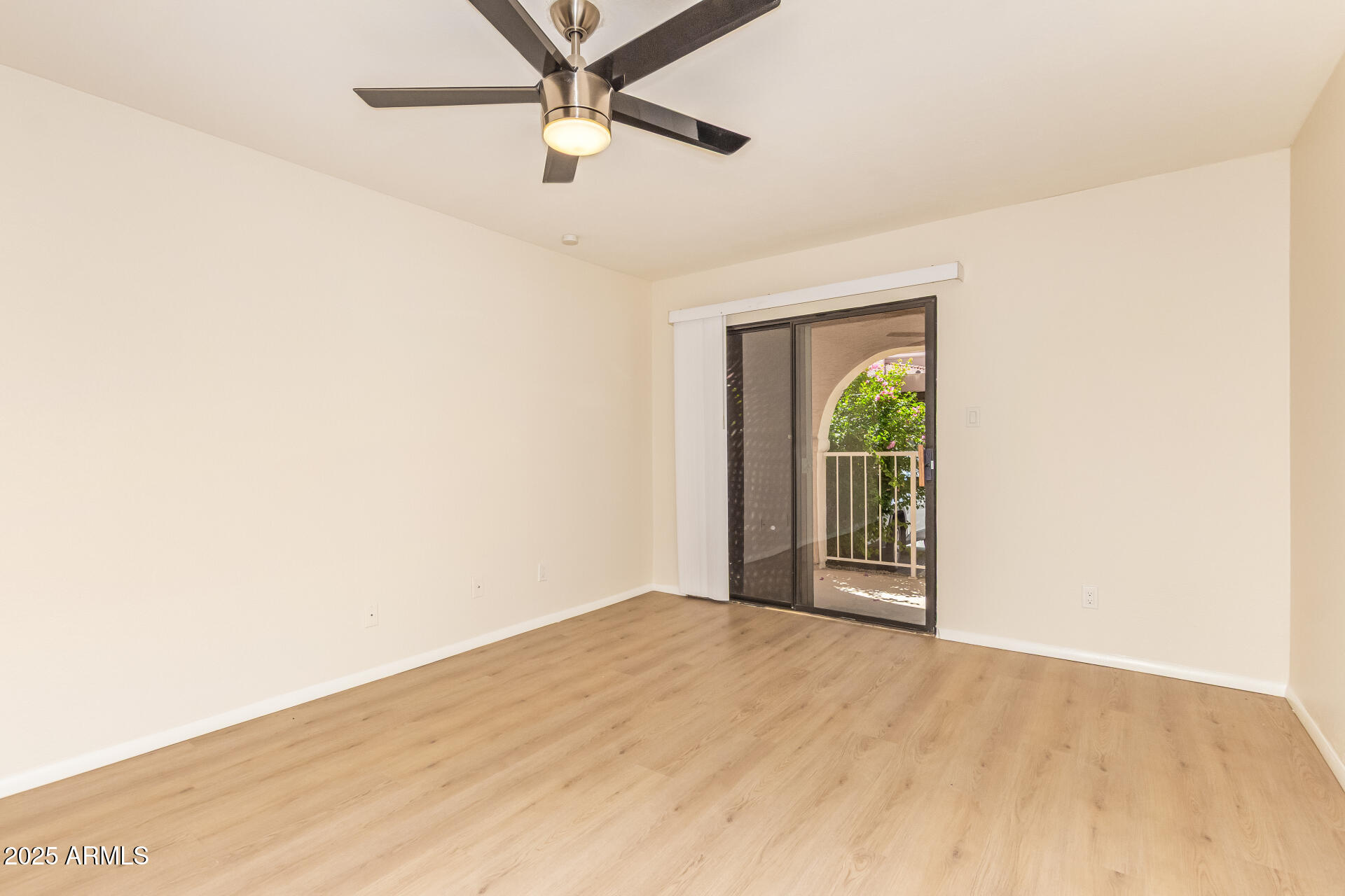 5757 W EUGIE Avenue 1040