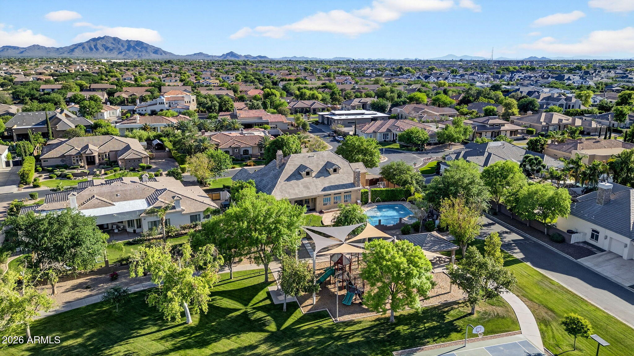 WHITEWING AT HIGLEY - Residential