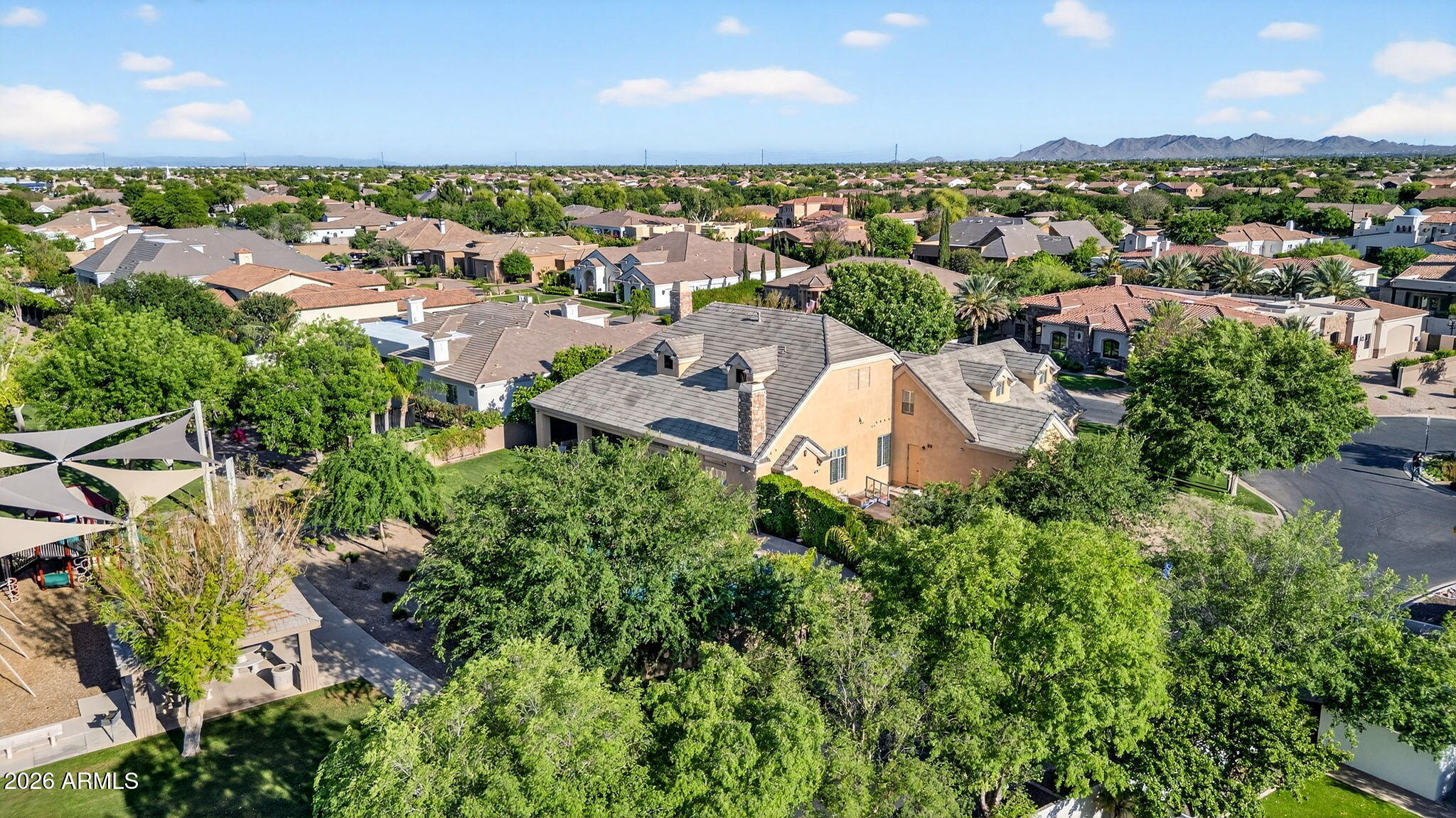 WHITEWING AT HIGLEY - Residential