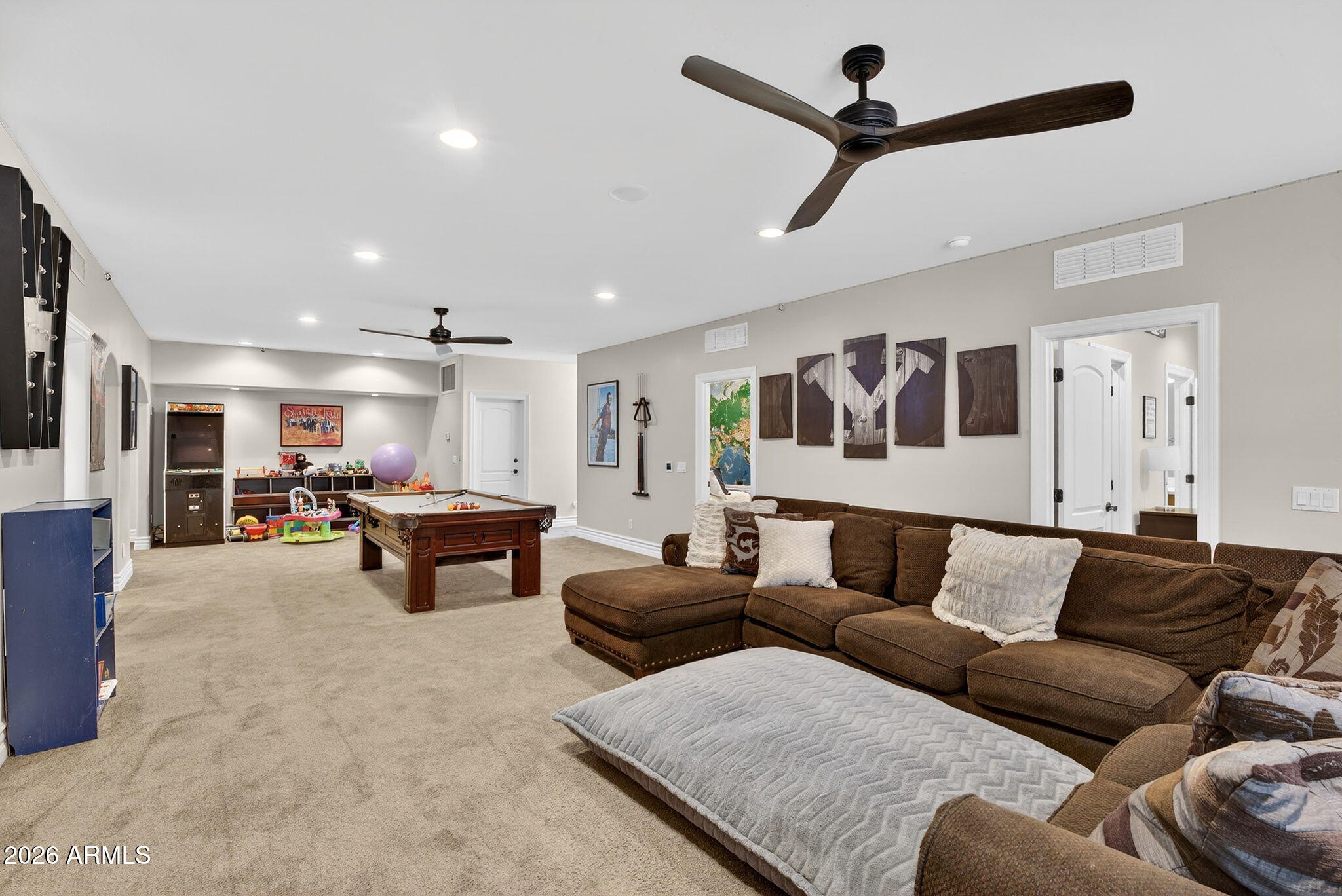 WHITEWING AT HIGLEY - Residential