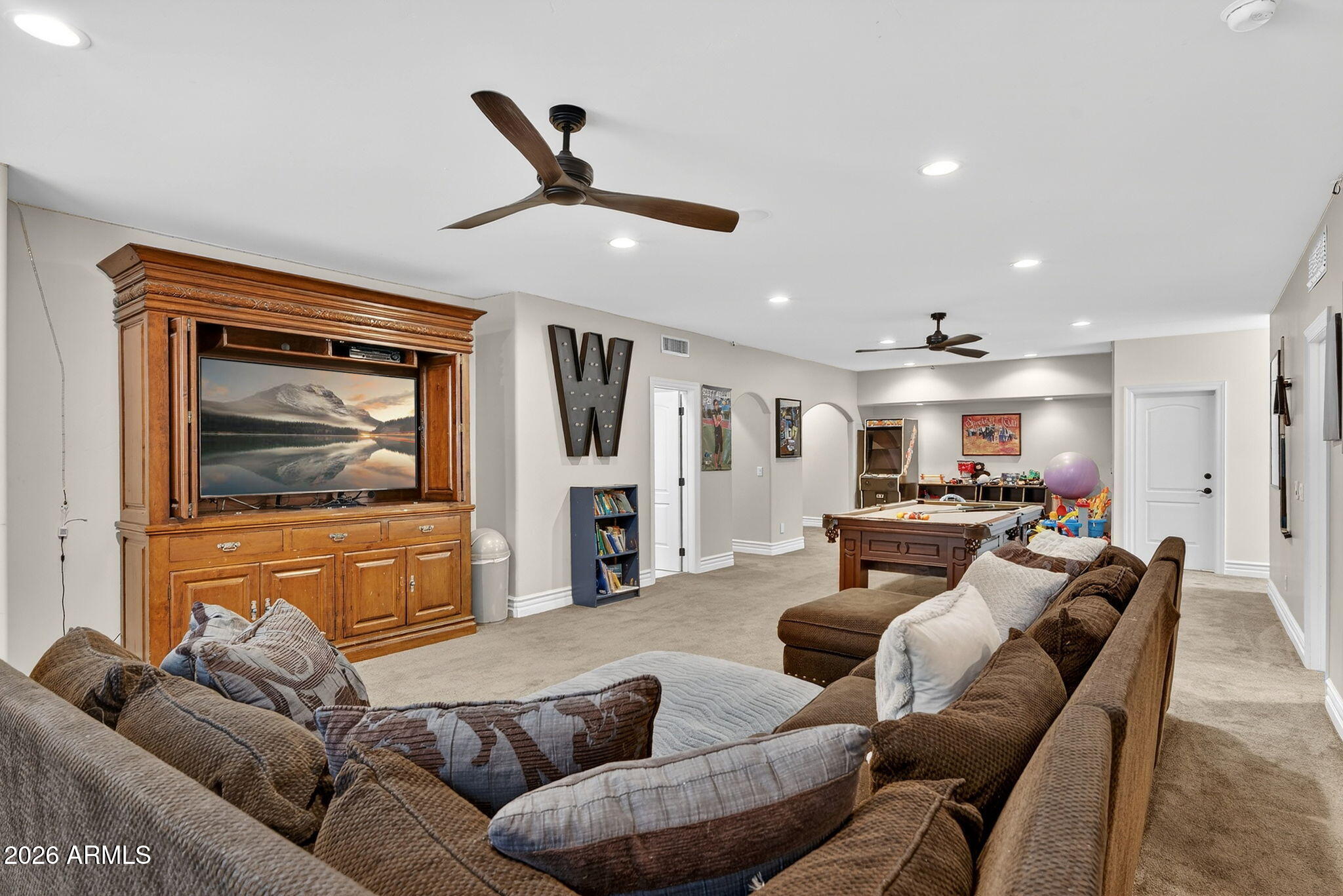 WHITEWING AT HIGLEY - Residential