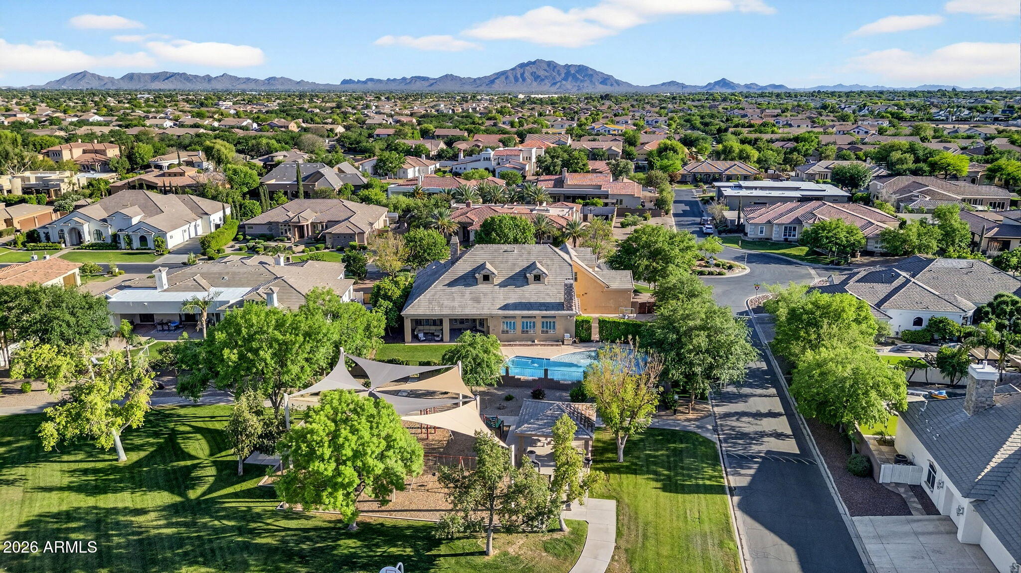 WHITEWING AT HIGLEY - Residential