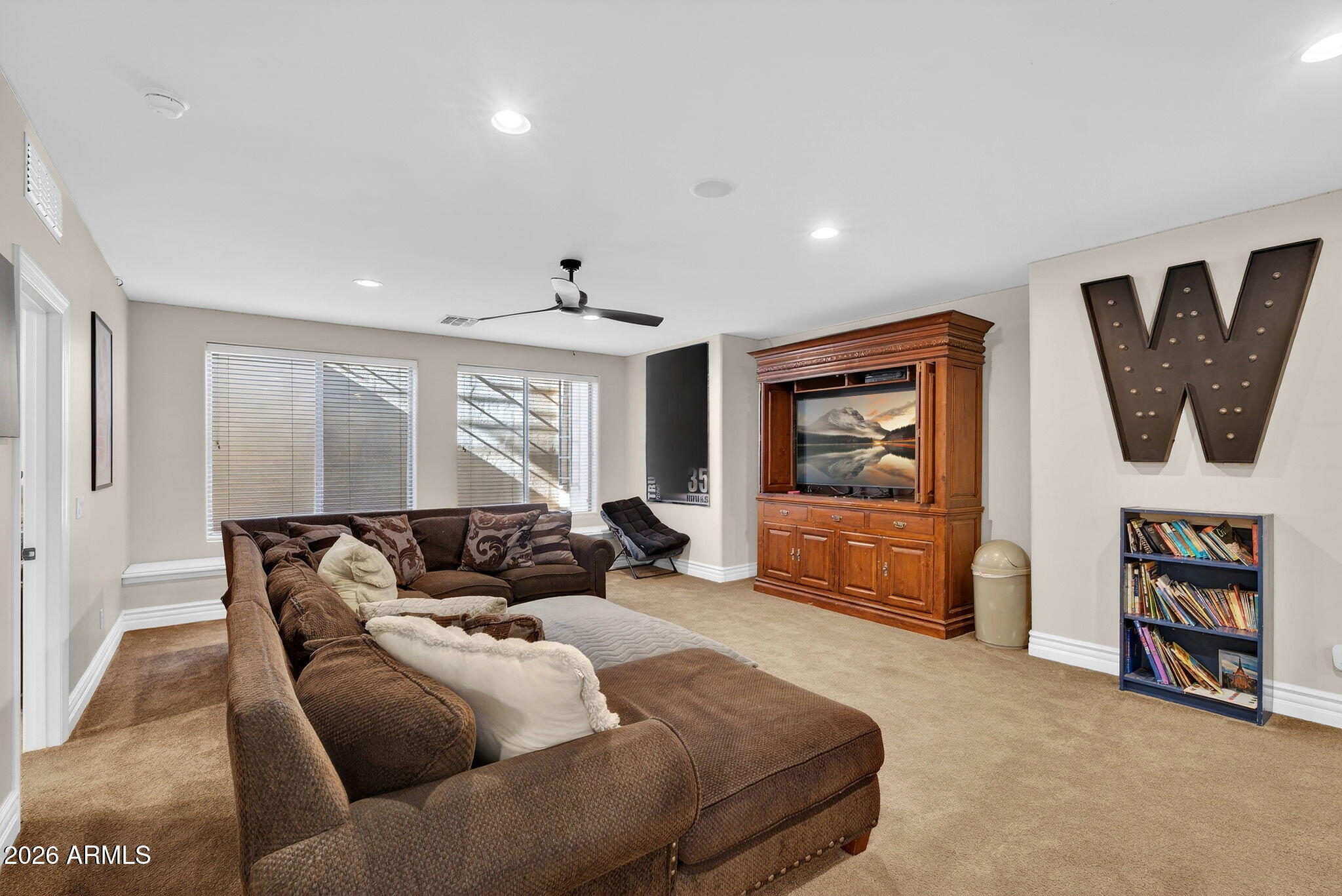 WHITEWING AT HIGLEY - Residential