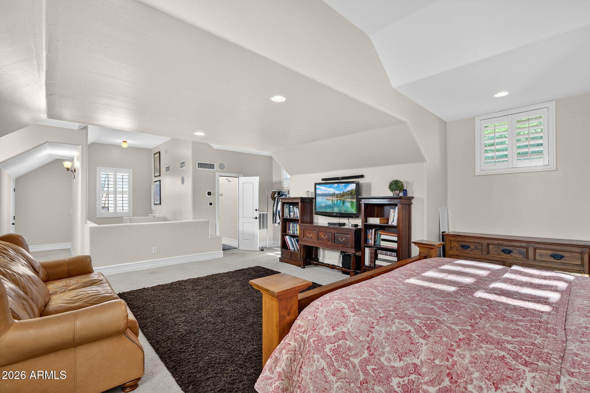 WHITEWING AT HIGLEY - Residential