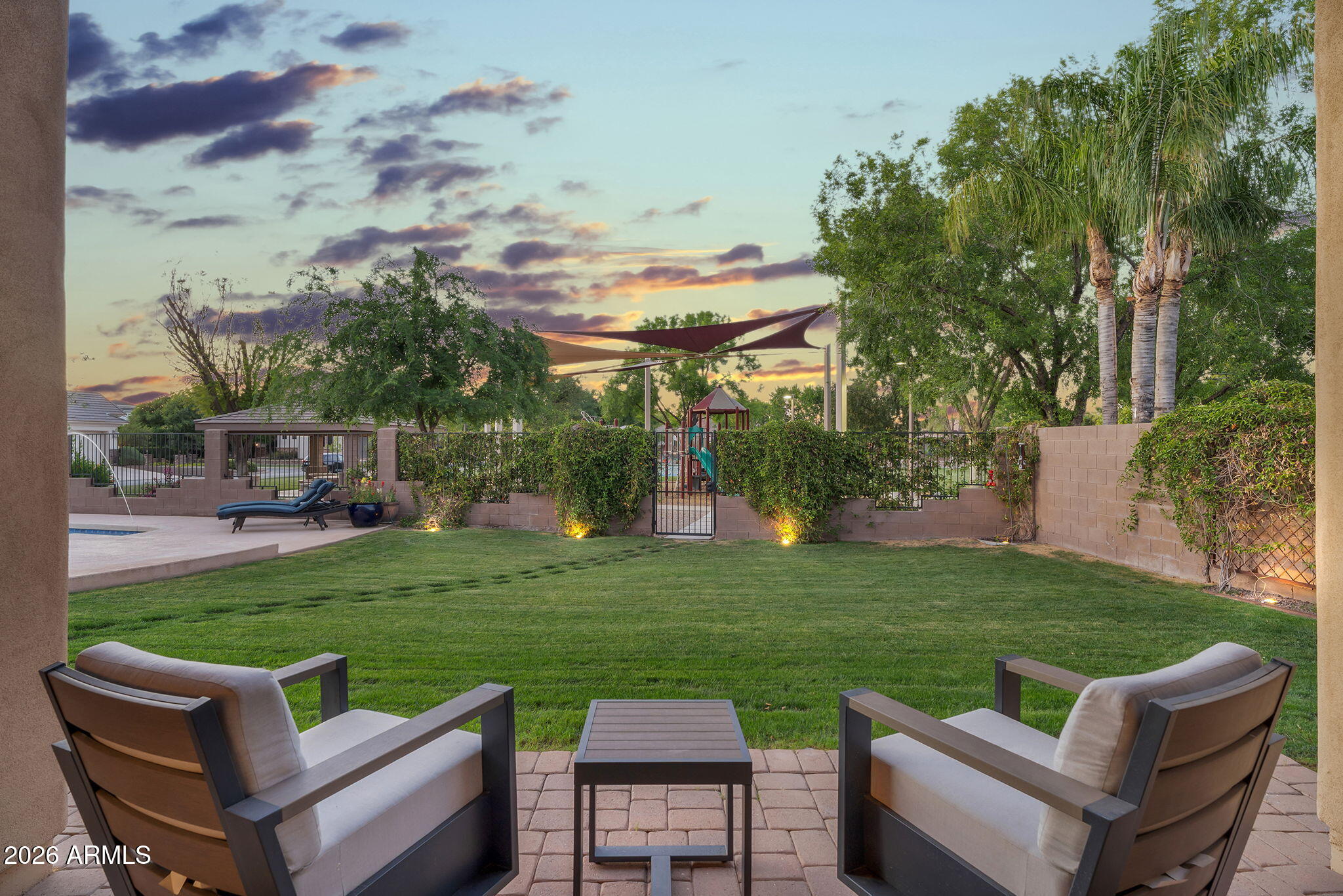 WHITEWING AT HIGLEY - Residential