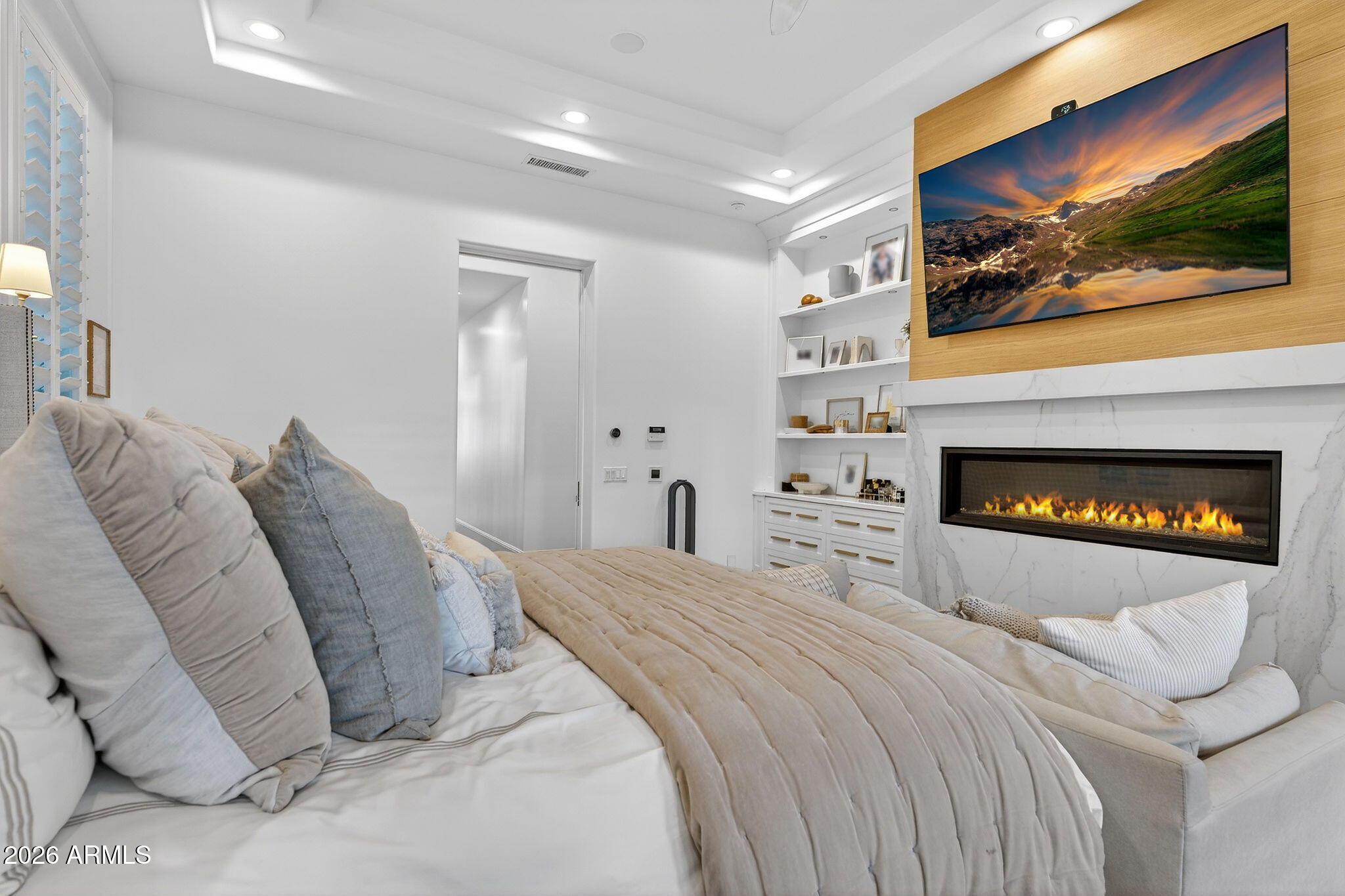 WHITEWING AT HIGLEY - Residential