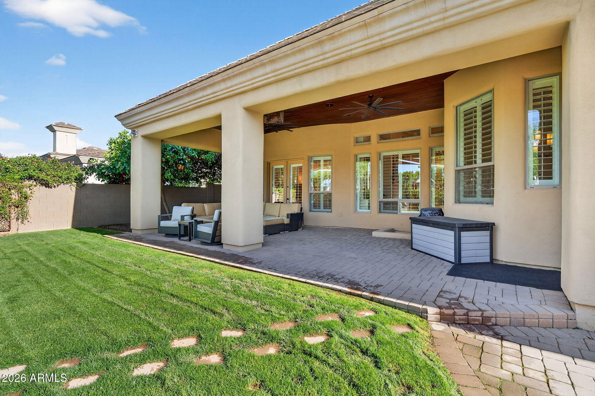 WHITEWING AT HIGLEY - Residential