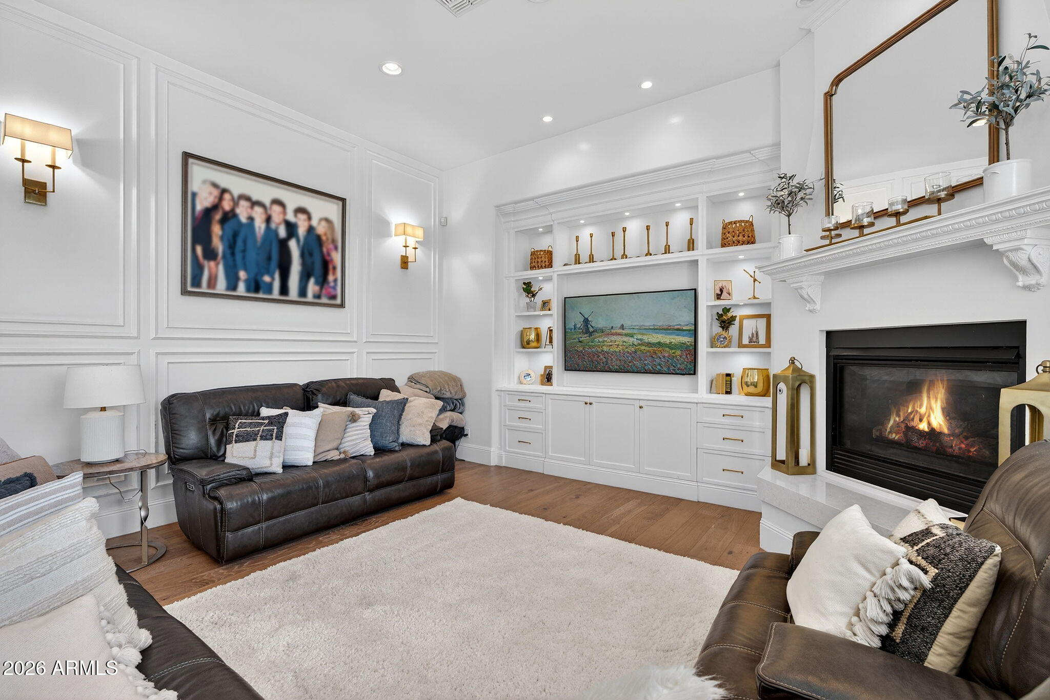 WHITEWING AT HIGLEY - Residential
