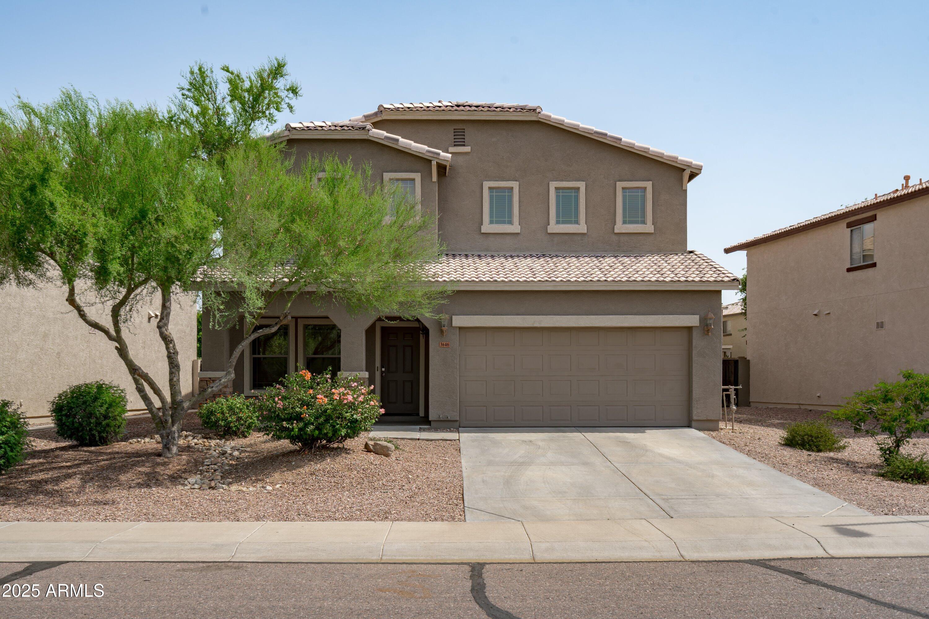3646 W WAYNE Lane