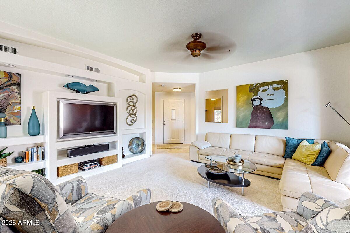 9455 E RAINTREE Drive 2034