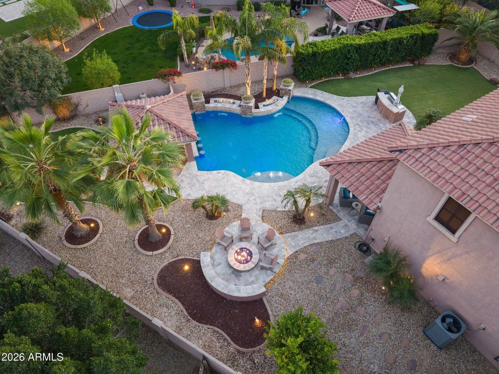 Photo of 1179 E Regent Drive, Gilbert, AZ 85298 (MLS # 6993375)