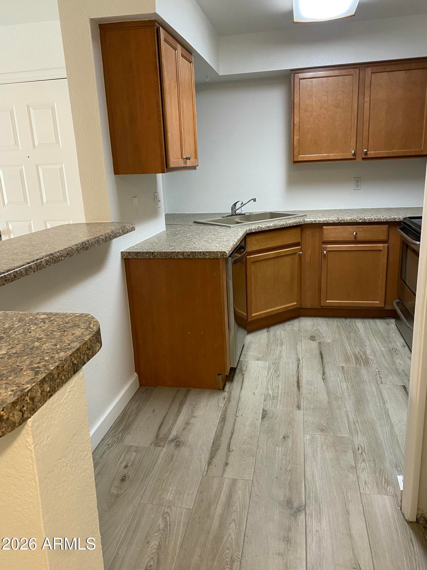 533 W GUADALUPE Road 1087