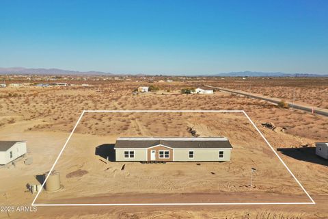 A home in Tonopah