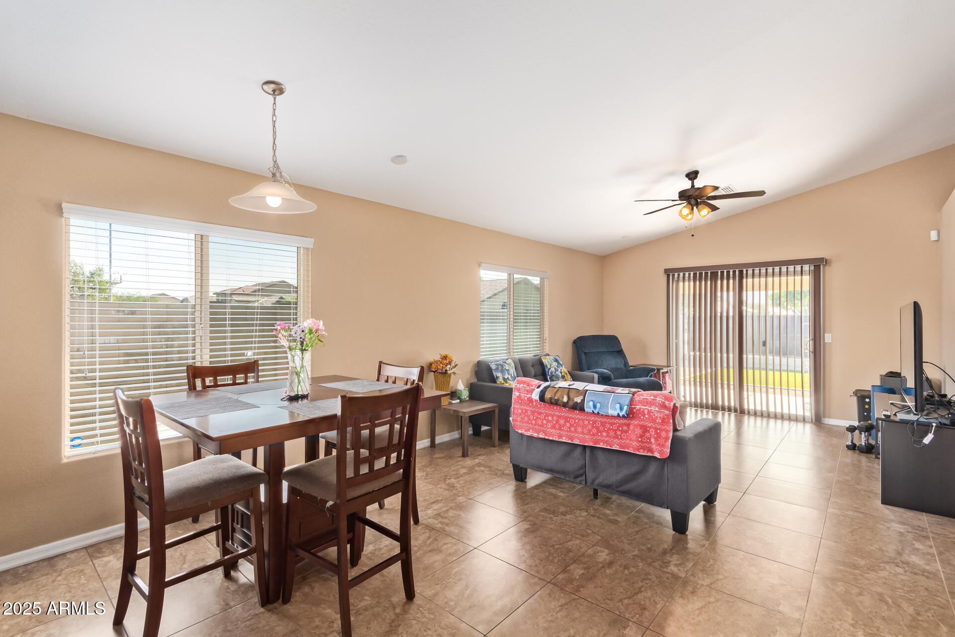 2929 W LA SALLE Street