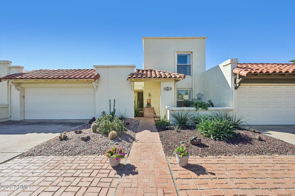 Photo of 1035 E Laguna Drive, Tempe, AZ 85282 (MLS # 6998958)