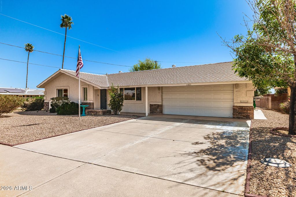 Photo of 11801 N Coggins Drive, Sun City, AZ 85351 (MLS # 7004227)