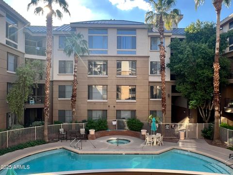 Photo of 1701 E Colter Street #253, Phoenix, AZ 85016 (MLS # 6928011)