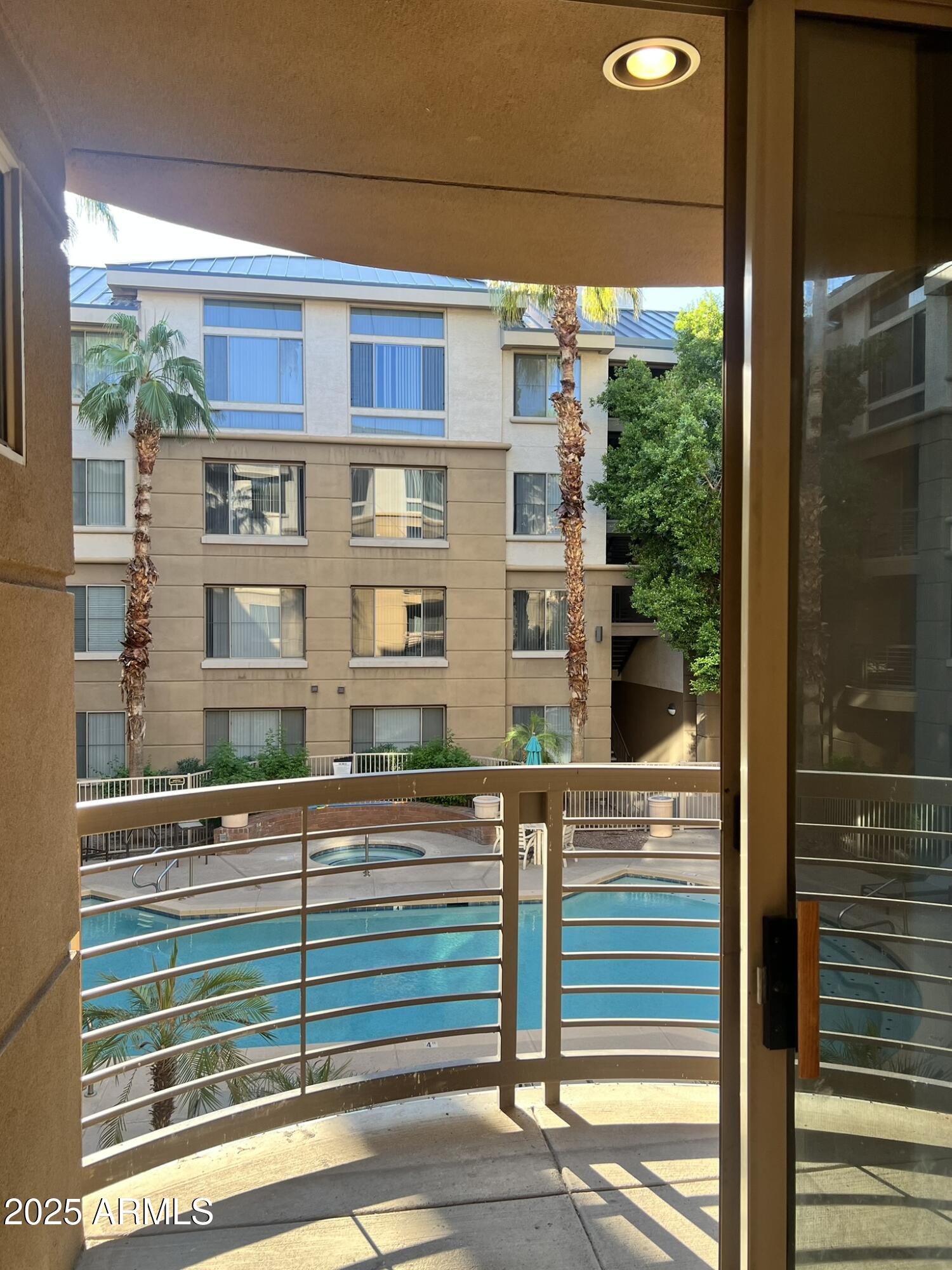 1701 E COLTER Street 253