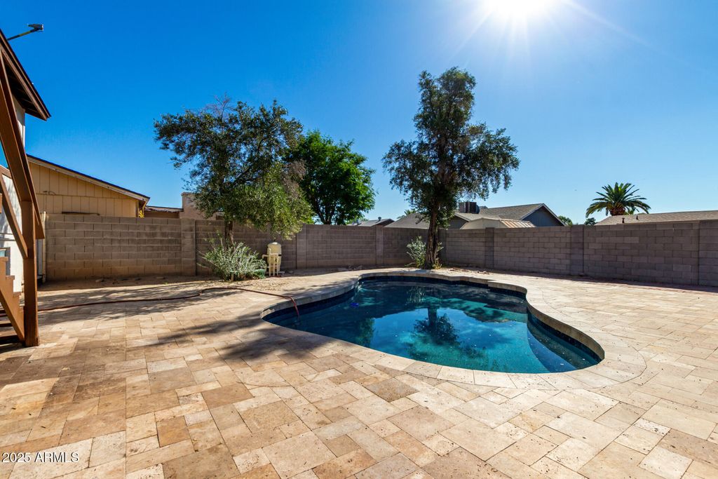 Photo of 7613 W Flower Street, Phoenix, AZ 85033 (MLS # 6944529)