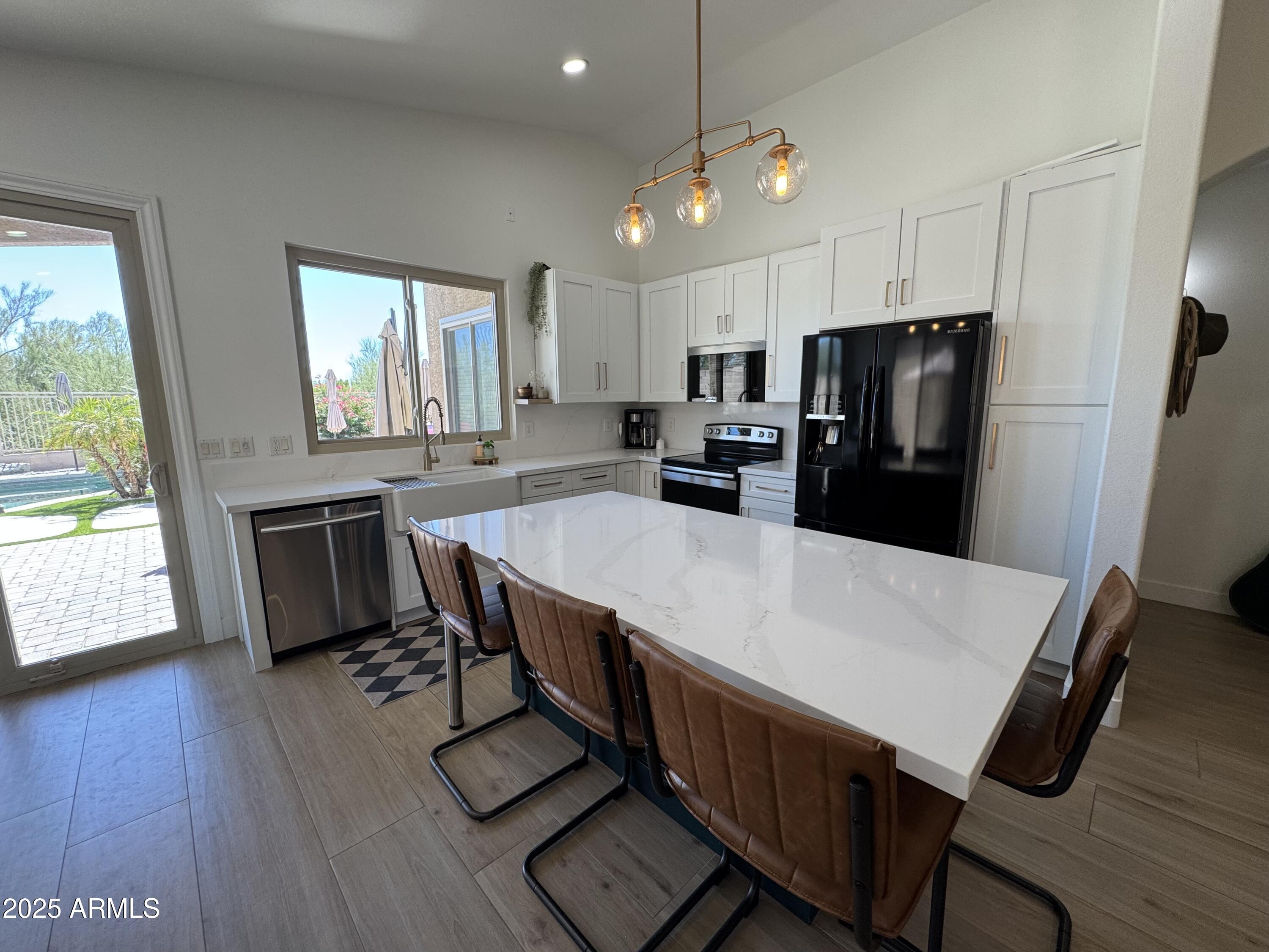 4349 E SMOKEHOUSE Trail