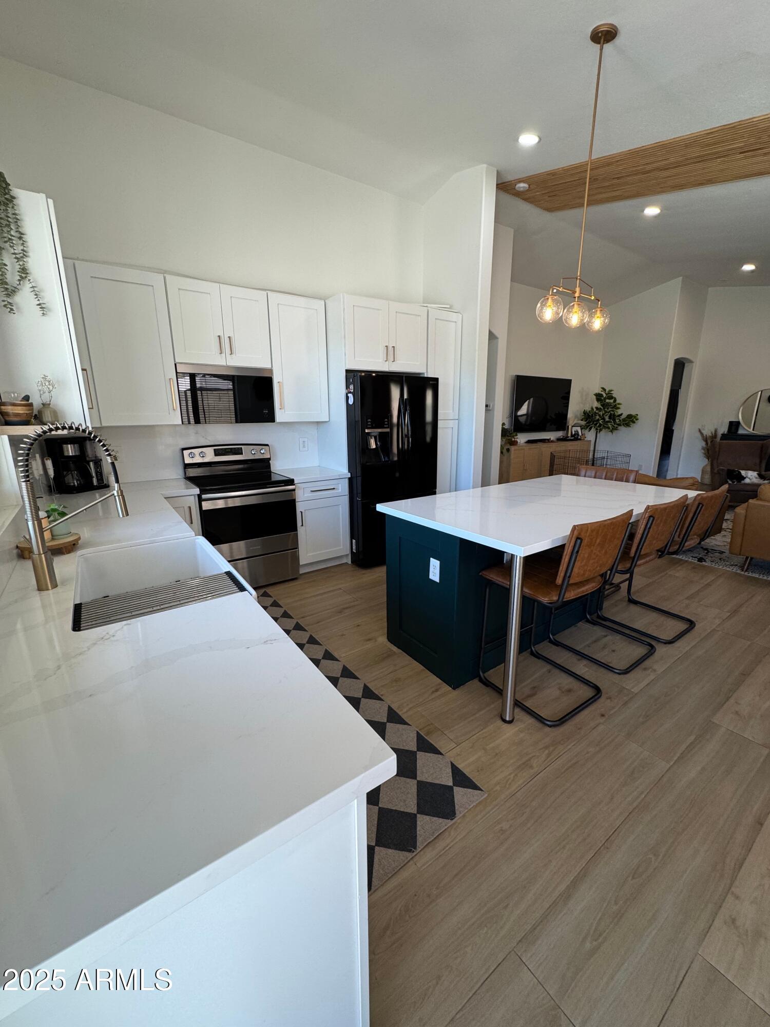 4349 E SMOKEHOUSE Trail