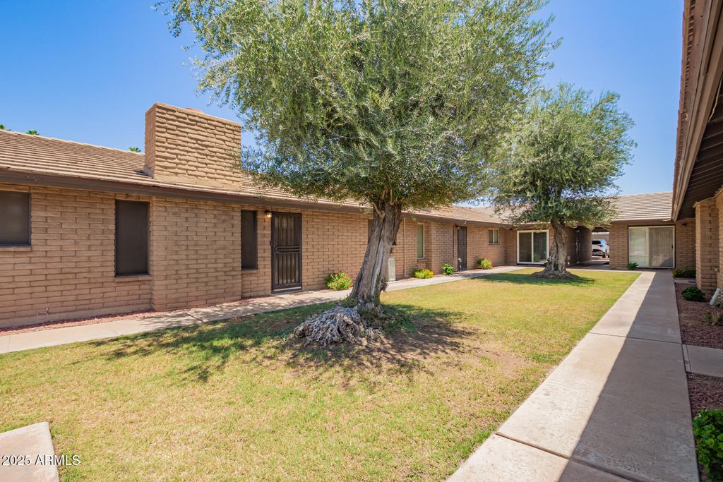 Photo of 2015 E Southern Avenue #16, Tempe, AZ 85282 (MLS # 6883481)