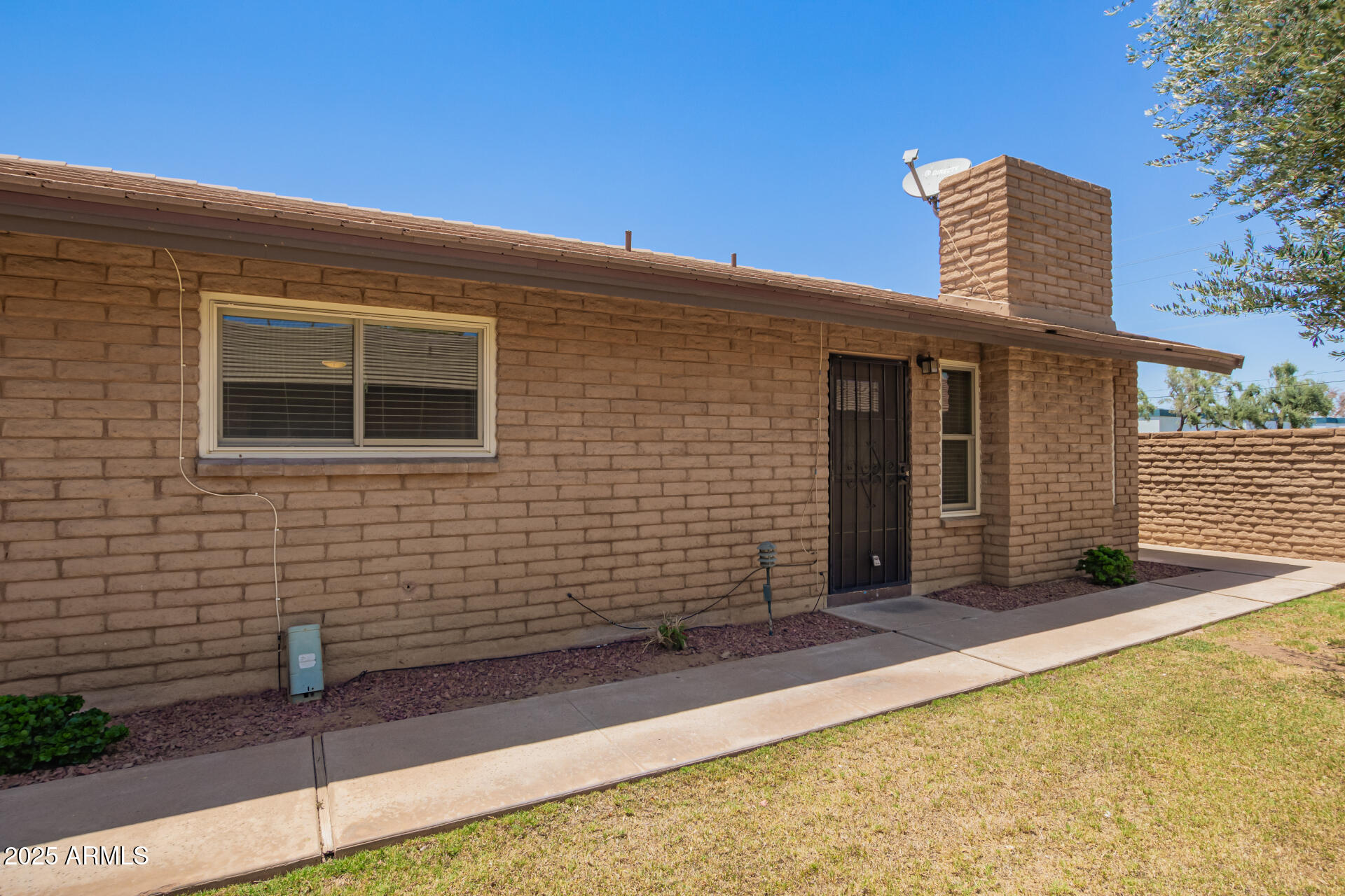 2015 E SOUTHERN Avenue 16