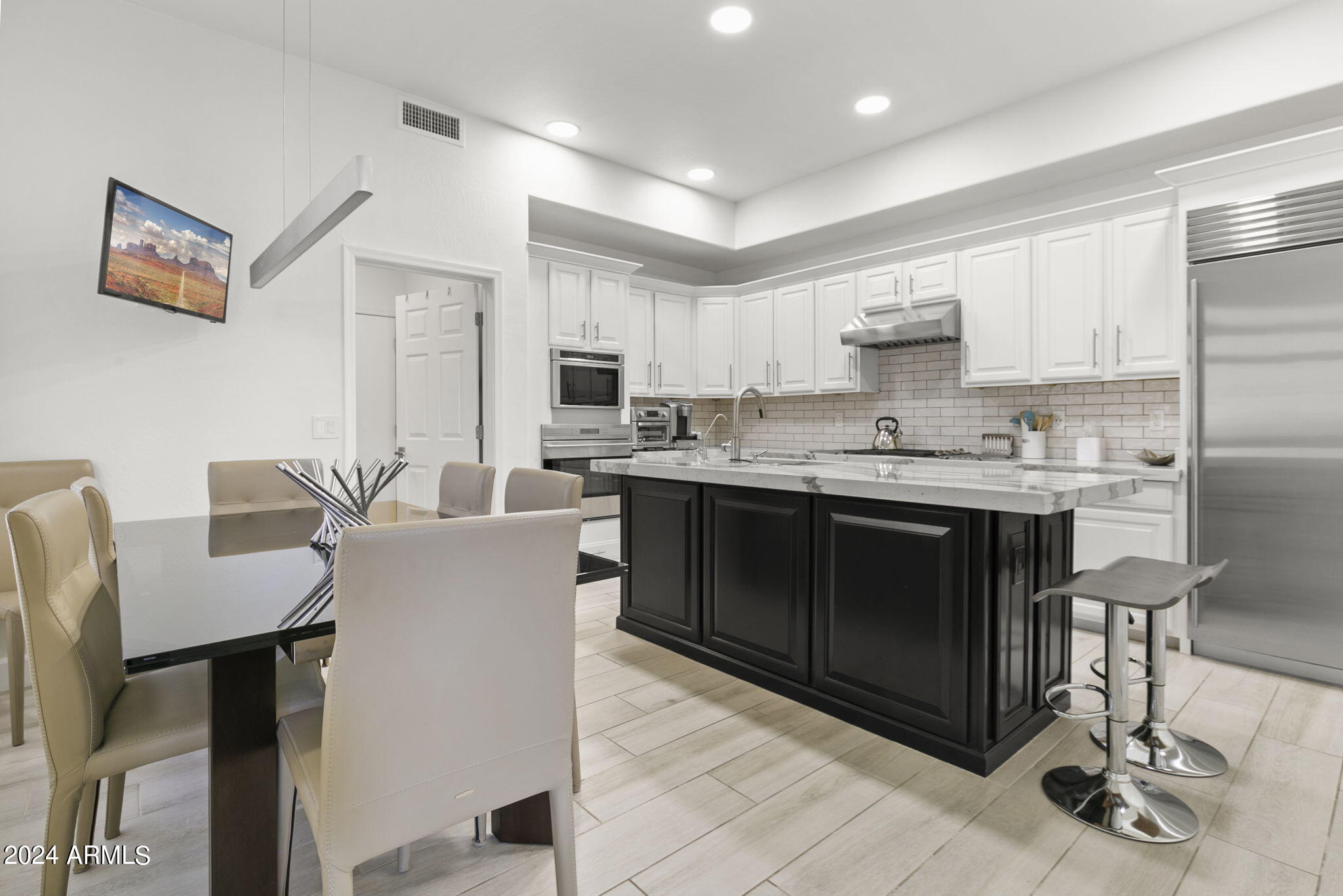 15240 N CLUBGATE Drive 138