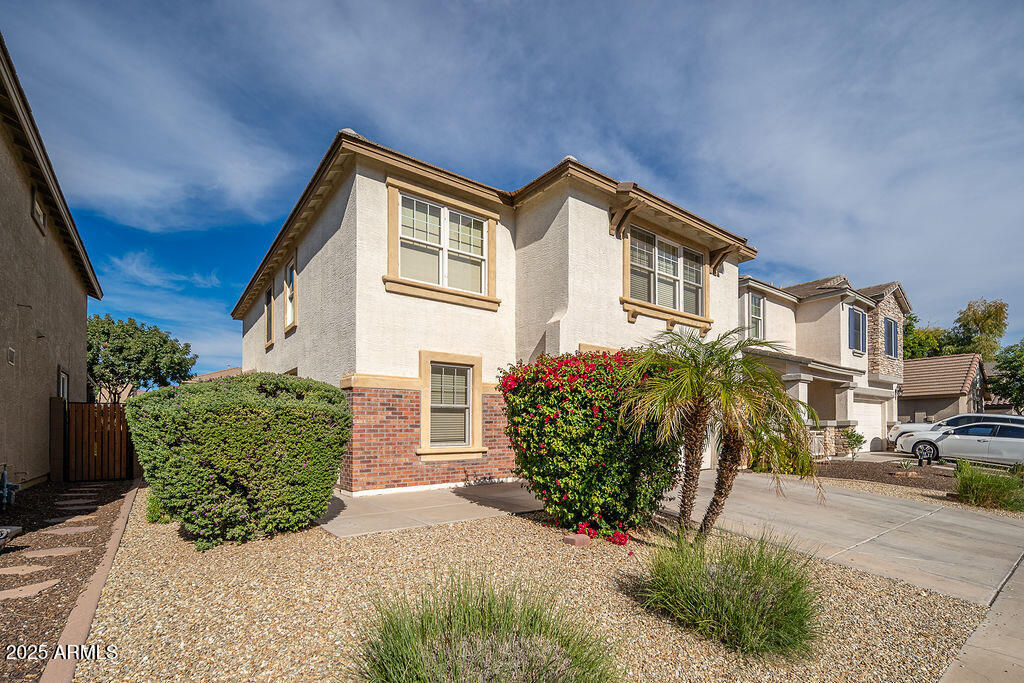 18272 W BRIDGER Street