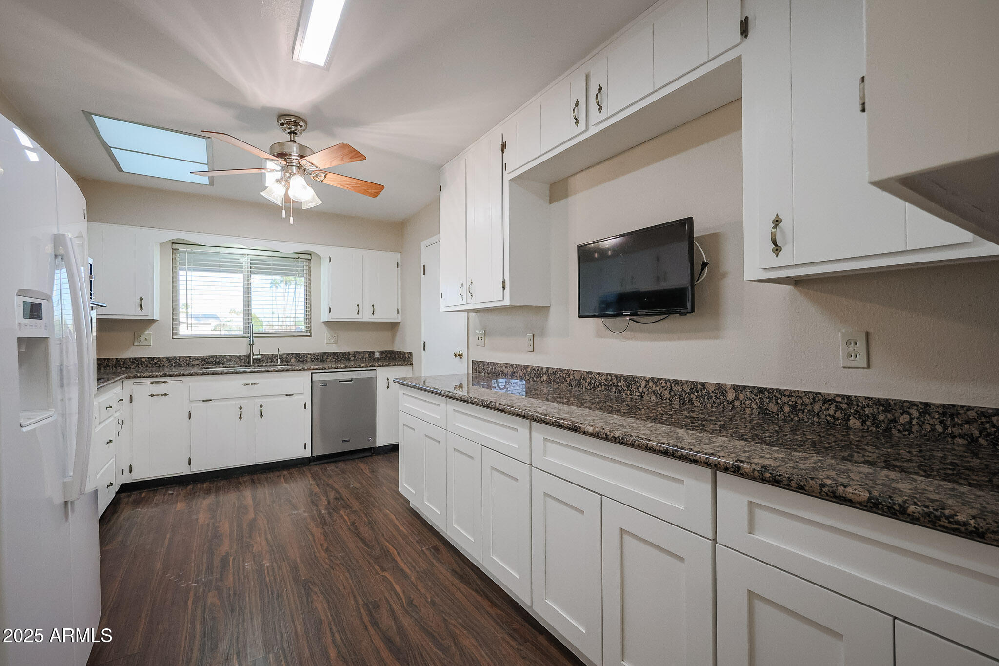 10832 W SARATOGA Circle