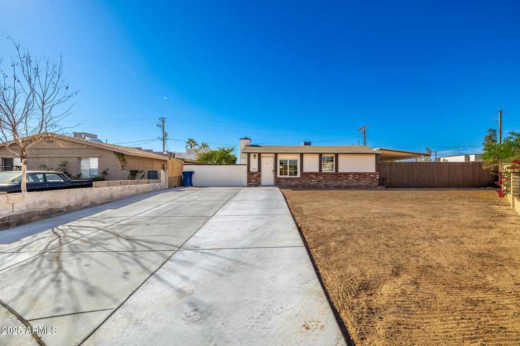 Photo of 1308 N Esther Street, Tempe, AZ 85288 (MLS # 6946161)