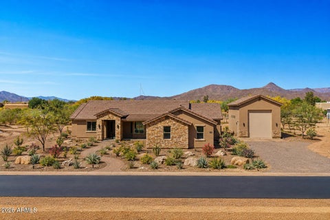 Property photo of 1686 E Carriage Lane, Phoenix, AZ 85086
