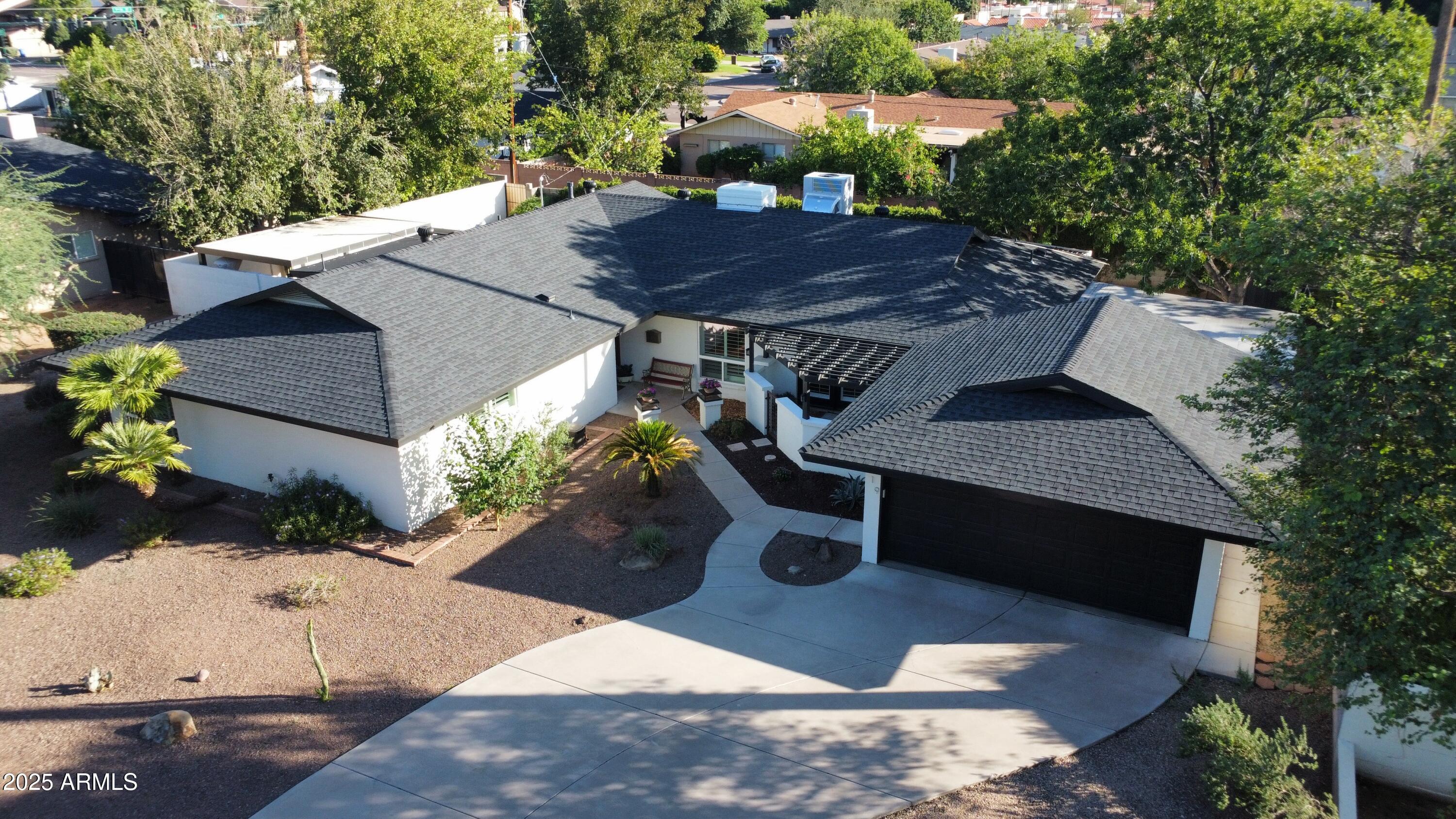 619 E VISTA Avenue