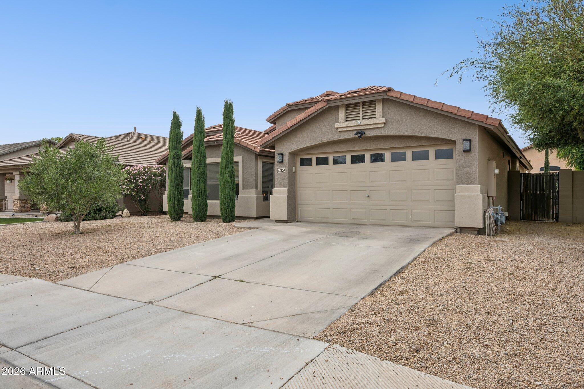 43520 W SUNLAND Drive
