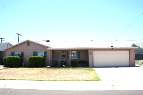 Single Family Residence in Phoenix AZ 2939 LARKSPUR Drive.jpg