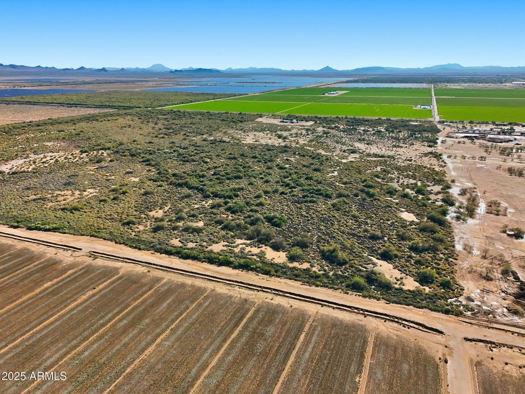 Photo of 0 W Courthouse Road #139, Tonopah, AZ 85354 (MLS # 6949522)