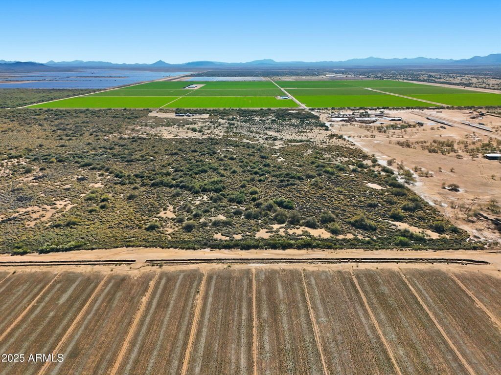 Photo of 0 W Courthouse Road #139, Tonopah, AZ 85354 (MLS # 6949522)