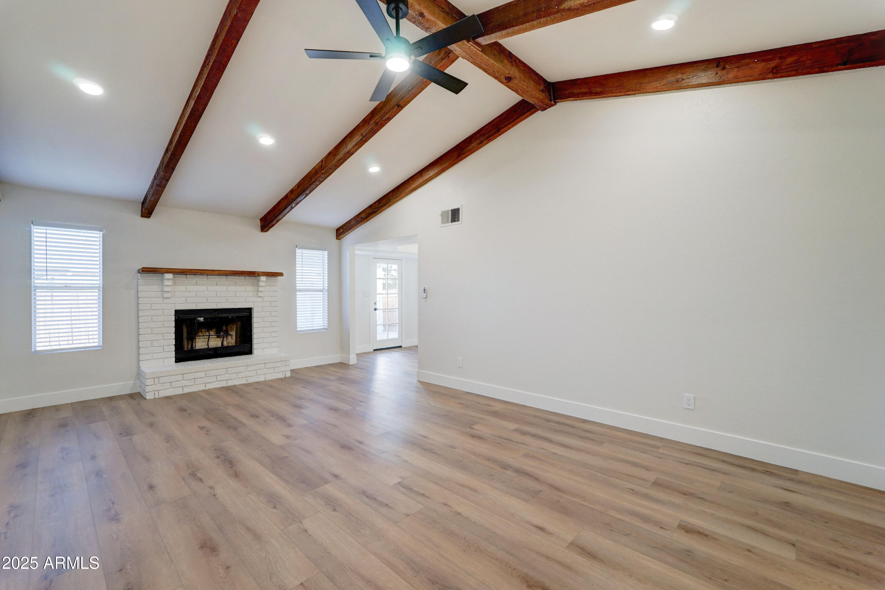 324 W HARVARD Avenue