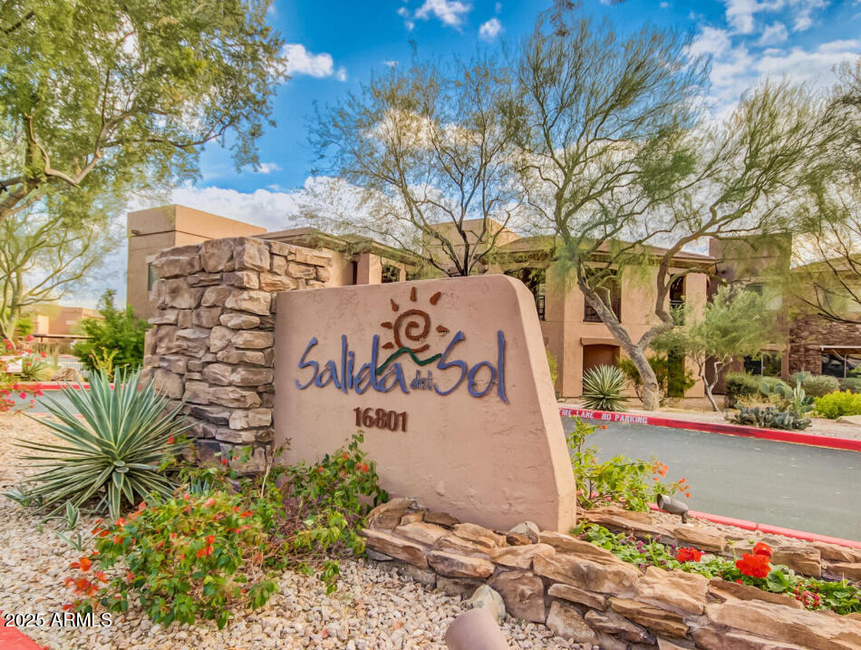 16801 N 94TH Street 2040