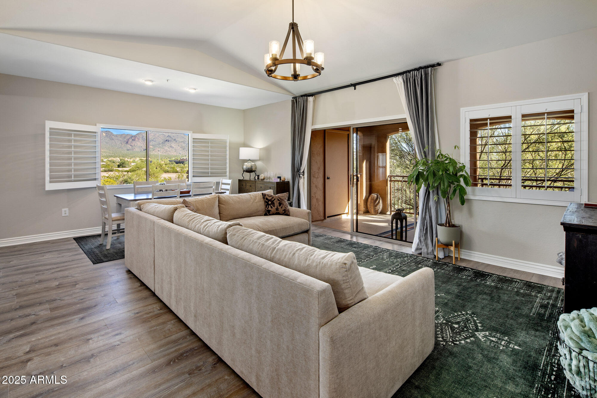 16801 N 94TH Street 2040