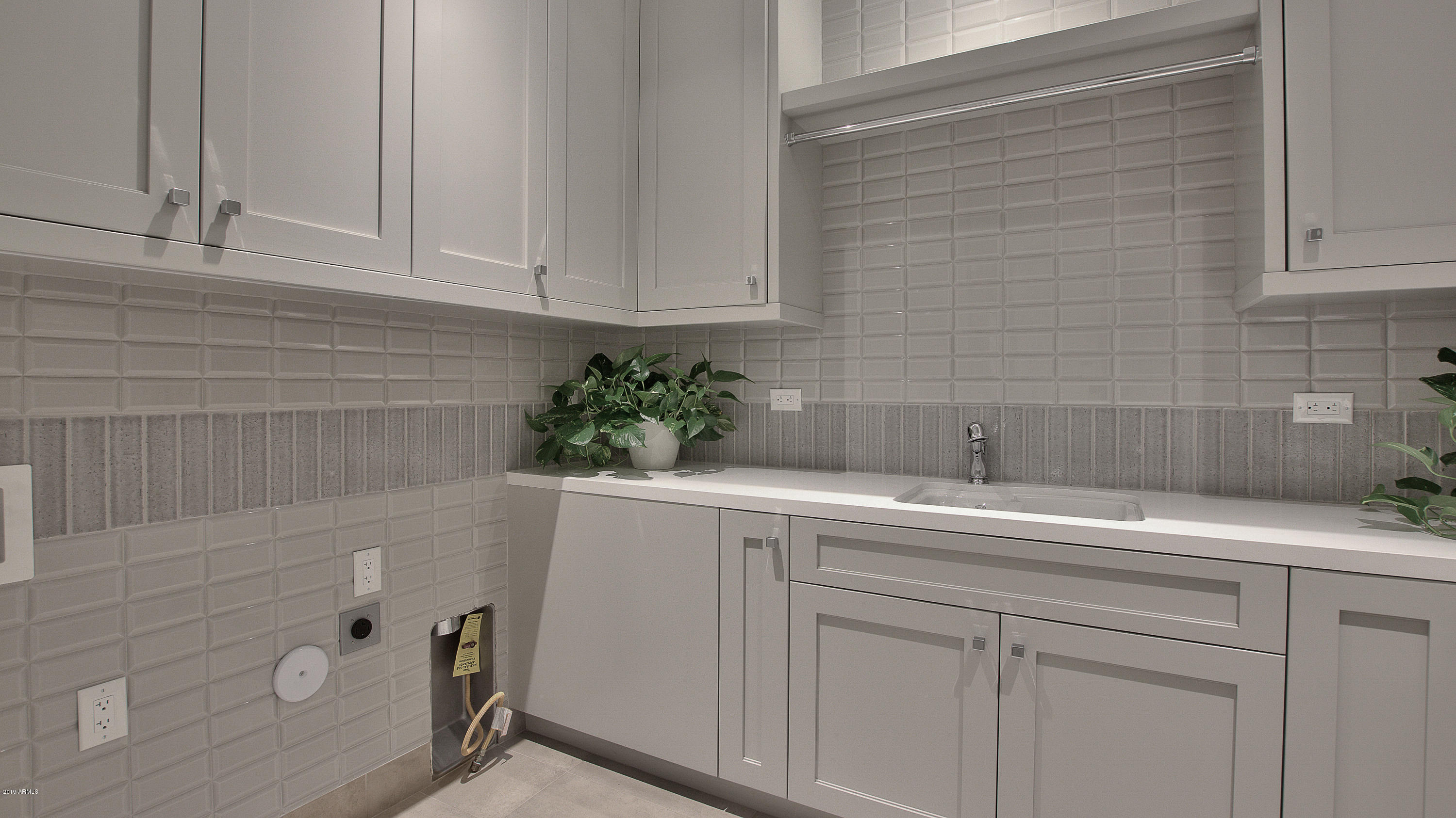 THE VILLAGE AT MOUNTAIN SHADOWS - Residential