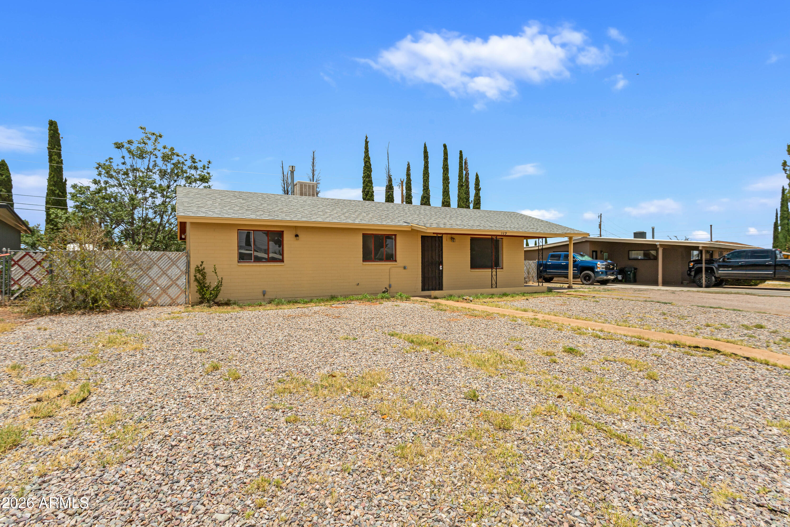 109 E FREIHAGE Drive
