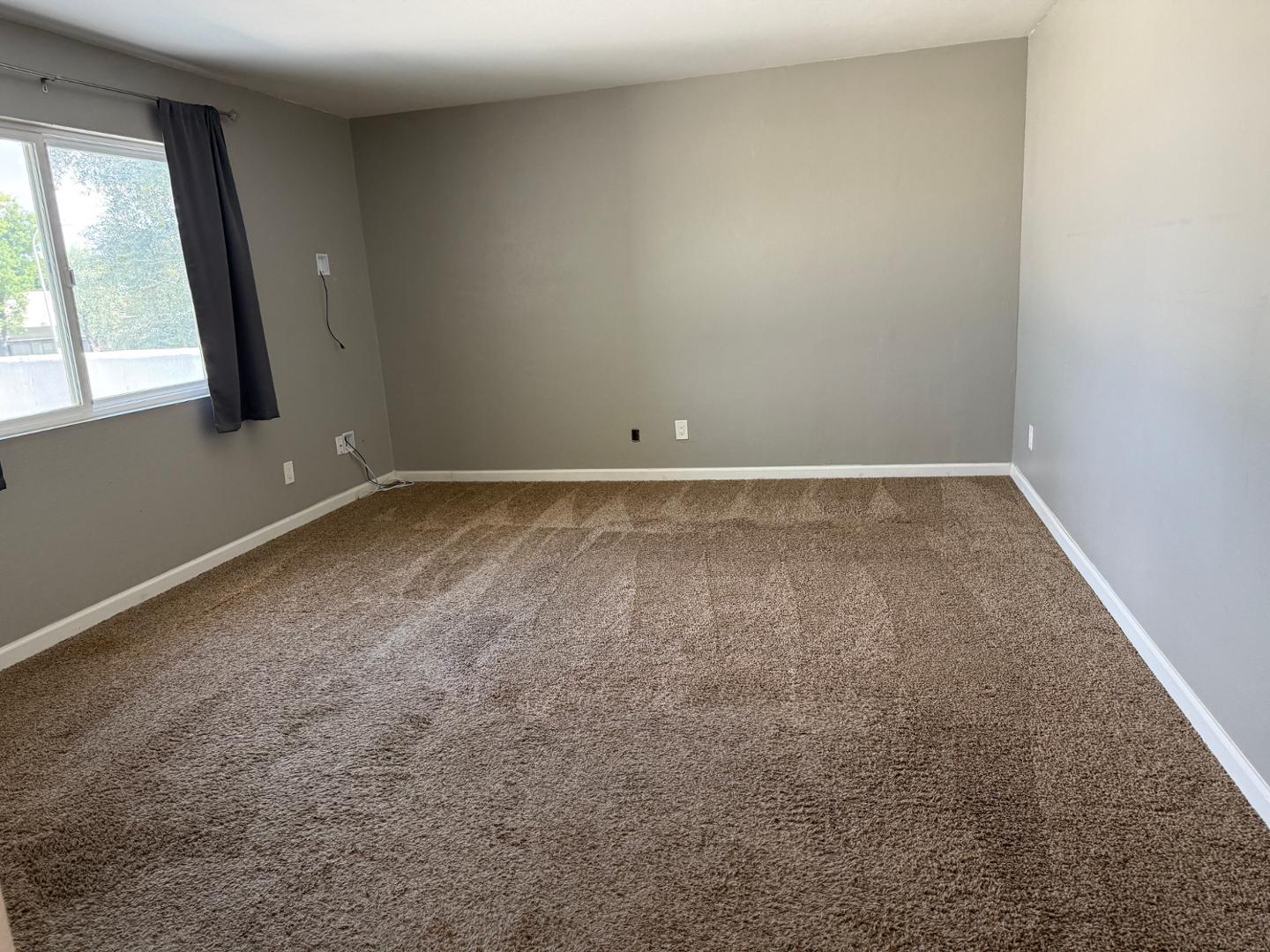 8244 E Valley Vista Drive